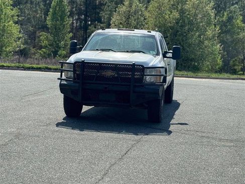 Used 2011 Chevrolet Silverado 3500 W/T image 1