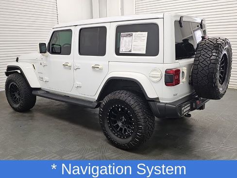 Used 2022 Jeep Wrangler Unlimited Sahara w/ Cold Weather Group AWD/4WD image 7