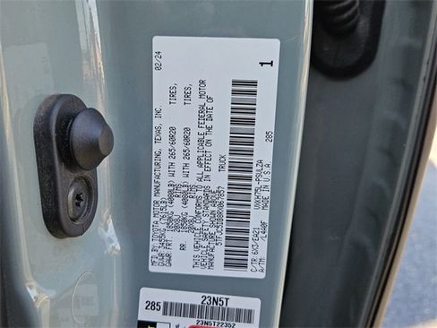 Used 2024 Toyota Tundra Limited image 7