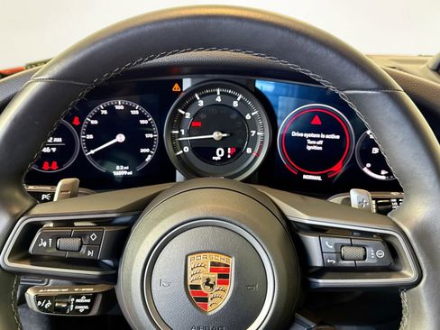 Used 2022 Porsche 911 Carrera image 14