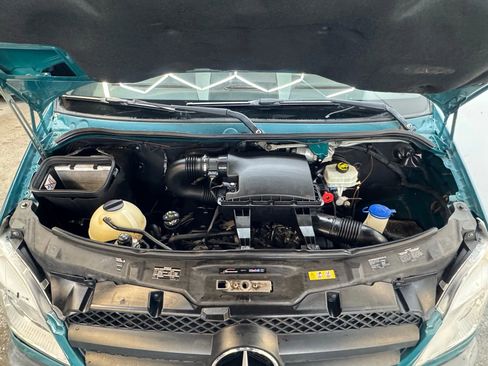 Used 2012 Mercedes-Benz Sprinter 3500 image 22