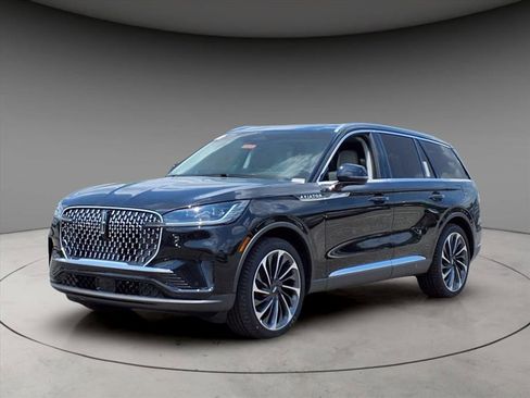New 2025 Lincoln Aviator Reserve w/ Equipment Group 201A image 1
