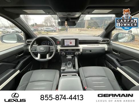 Used 2024 Toyota Tacoma TRD Off-Road AWD/4WD image 15
