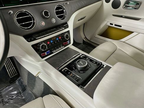 Certified 2026 Rolls-Royce Ghost AWD/4WD image 15