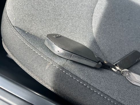 Used 2025 Kia K4 LXS image 21