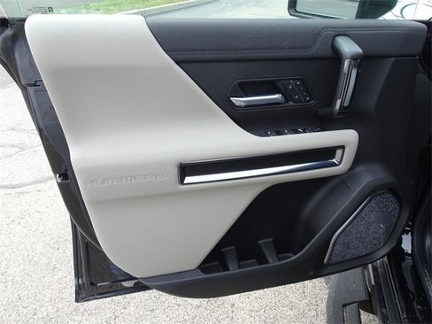 New 2026 GMC Hummer EV SUV image 13