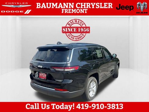 New 2025 Jeep Grand Cherokee L Laredo w/ Trailer Tow Package AWD/4WD image 5