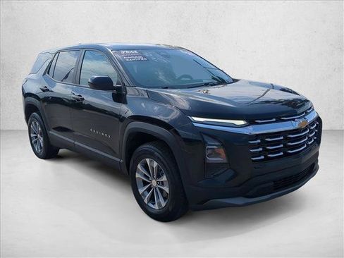 Used 2025 Chevrolet Equinox LT FWD image 3