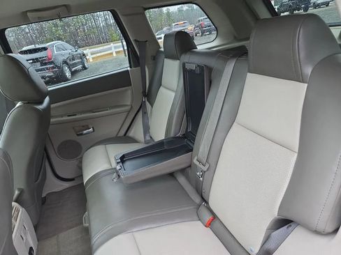 Used 2008 Jeep Grand Cherokee Limited w/ Trailer Tow Group IV image 40