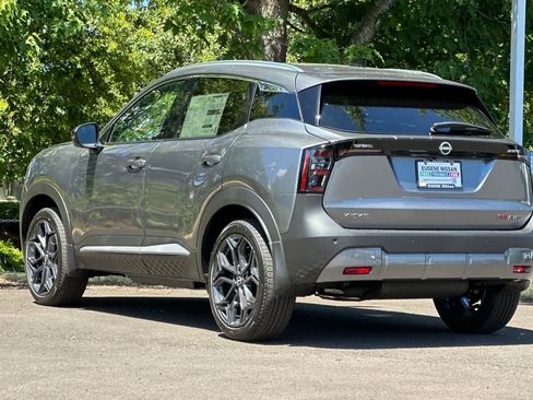 New 2026 Nissan Kicks SR AWD/4WD image 6