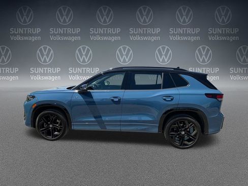Used 2025 Volkswagen Tiguan SE R-Line AWD/4WD image 35
