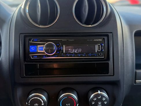 Used 2012 Jeep Patriot Latitude image 10