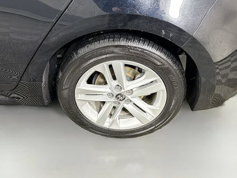 Used 2019 Toyota Corolla SE FWD image 31
