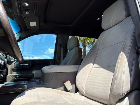 Used 2020 GMC Sierra 1500 Elevation w/ Elevation Value Package AWD/4WD image 4