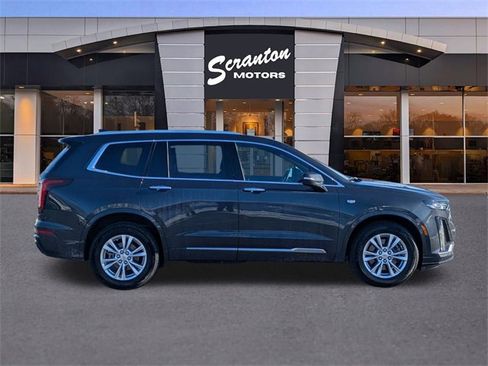 Used 2023 Cadillac XT6 Luxury image 6