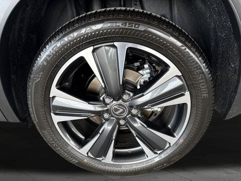 Certified 2026 Lexus UX 300h FWD w/ Accessory Package (Z2) image 24