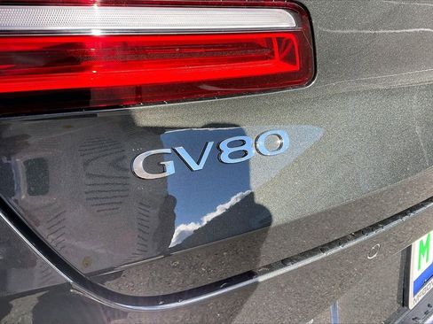 New 2026 Genesis GV80 2.5T Select image 9