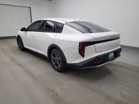Used 2025 Kia K4 LXS image 5