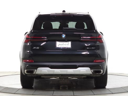 Used 2024 BMW X5 xDrive40i w/ Premium Package AWD/4WD image 8