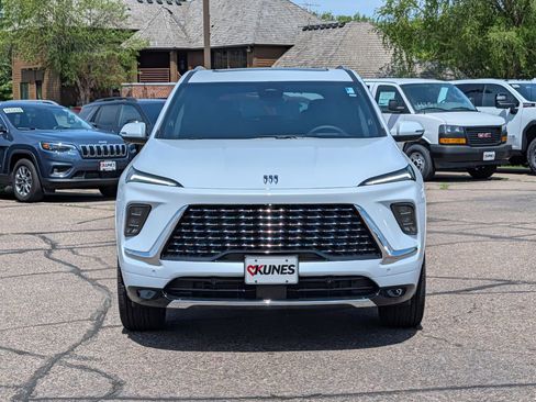 New 2026 Buick Enclave Avenir w/ Super Cruise Package AWD/4WD image 2