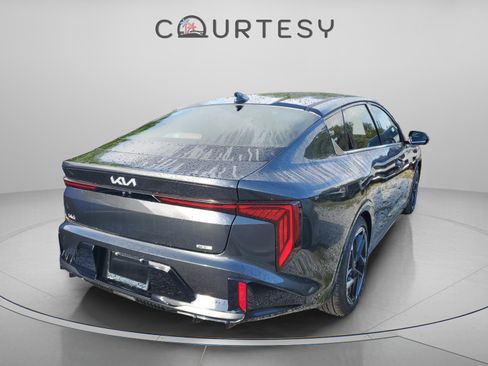 New 2026 Kia K4 GT-Line w/ GT-Line Sunroof Package FWD image 3