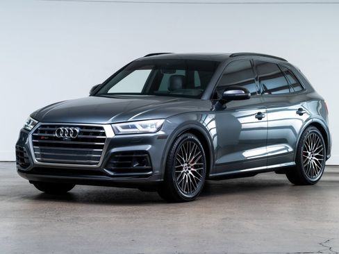 Used 2018 Audi SQ5 Prestige w/ Prestige Package AWD/4WD image 3