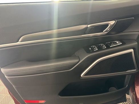 Certified 2024 Kia Telluride S w/ S Sunroof Package image 18