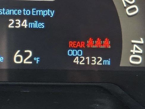 Used 2024 Toyota RAV4 LE image 13