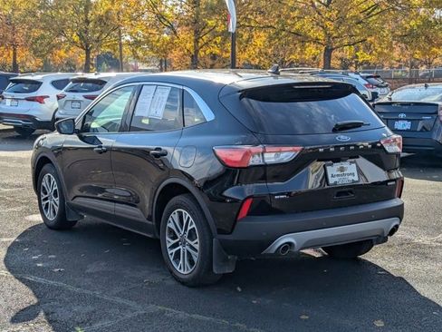 Used 2022 Ford Escape SEL w/ Technology Package image 3