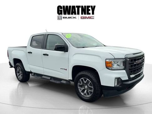 Used 2022 GMC Canyon AT4 w/ Trailering Package AWD/4WD image 3