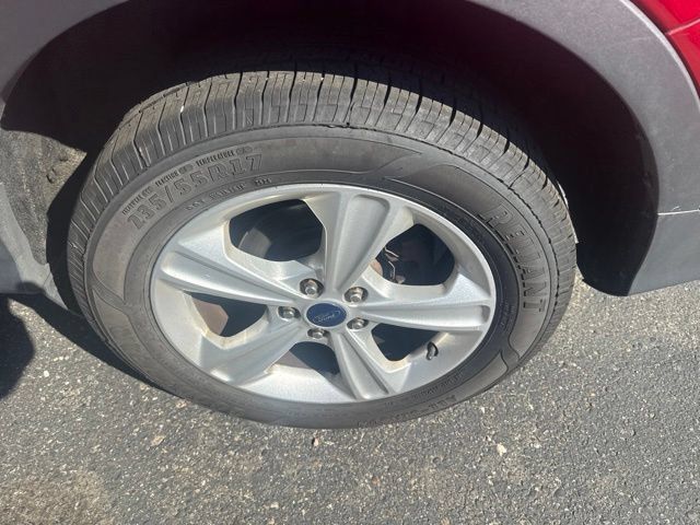 Used 2015 Ford Escape SE AWD/4WD image 7