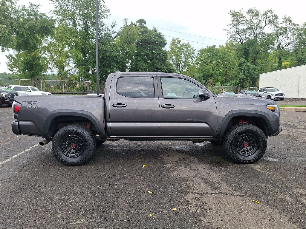 Certified 2022 Toyota Tacoma TRD Pro AWD/4WD image 34