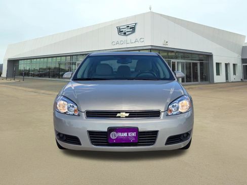 Used 2011 Chevrolet Impala LT w/ Luxury Edition Package FWD image 2