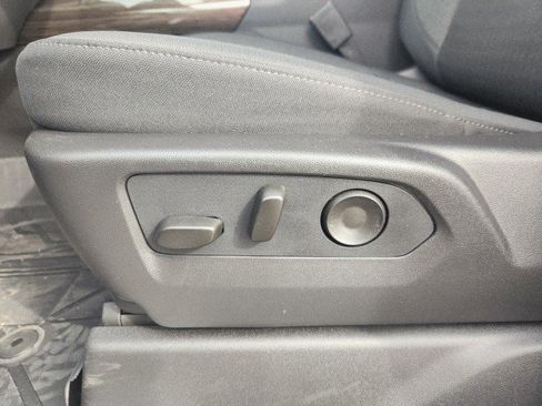 New 2026 Chevrolet Silverado 1500 RST w/ Redline Edition image 32