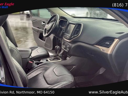 Used 2014 Jeep Cherokee Limited w/ Technology Group AWD/4WD image 12