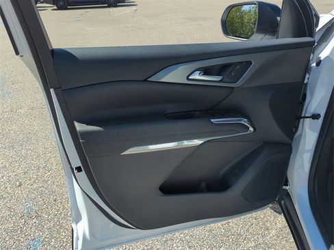 New 2026 Chevrolet Traverse LT w/ Sun and Wheel Package image 22