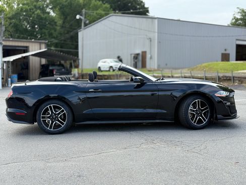 Used 2021 Ford Mustang Convertible w/ Equipment Group 101A RWD image 8