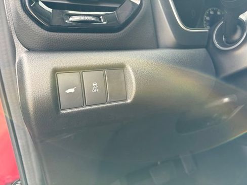 Used 2025 Honda Pilot Touring image 28