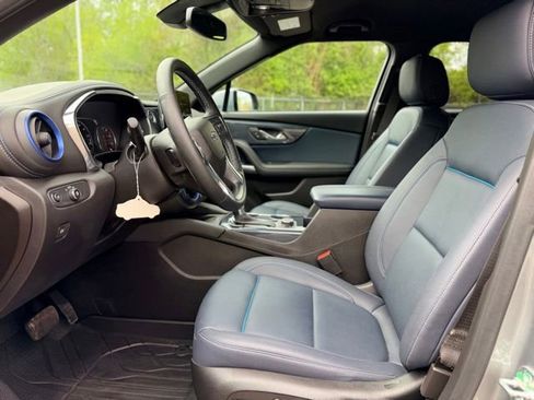 Used 2024 Chevrolet Blazer RS w/ LPO, Floor Liner Package FWD image 6