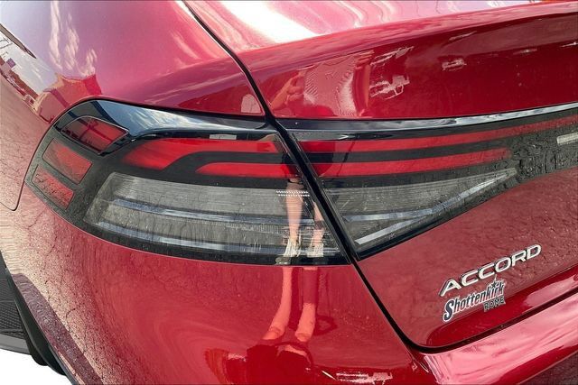 Certified 2025 Honda Accord SE image 25