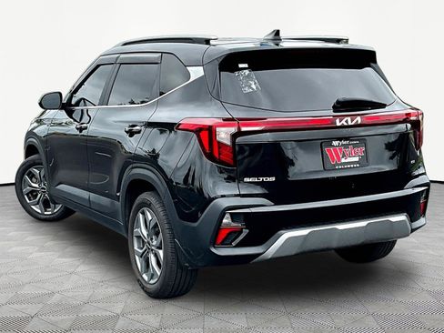 Used 2024 Kia Seltos S AWD/4WD image 4