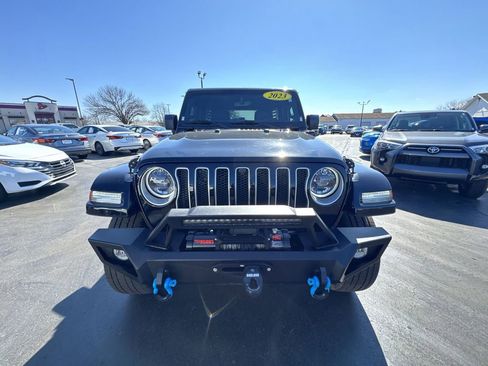Used 2023 Jeep Wrangler Unlimited Sahara w/ Cold Weather Group AWD/4WD image 27