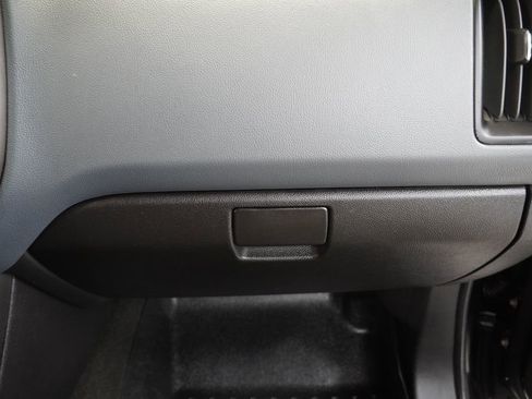 Used 2016 Chevrolet Colorado Z71 AWD/4WD image 35