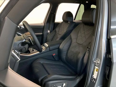 New 2026 BMW X5 xDrive40i image 9