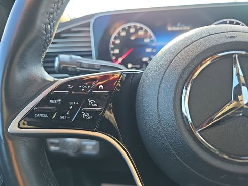 Used 2024 Mercedes-Benz GLE 450e GLE 450e image 22