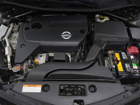 Used 2014 Nissan Altima 2.5 SV image 29