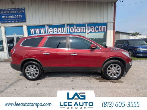Used 2012 Buick Enclave Leather FWD image 2