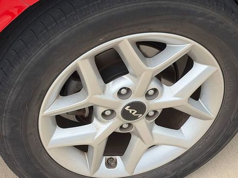 Used 2024 Kia Soul LX w/ Option Group 015 image 8