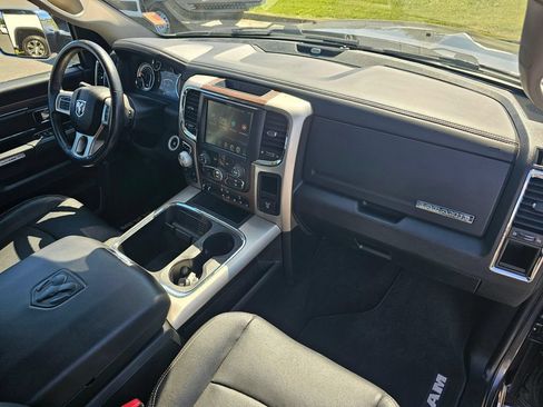 Used 2016 RAM 1500 Laramie AWD/4WD image 11