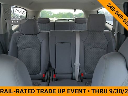 Used 2012 Chevrolet Traverse LS FWD image 21
